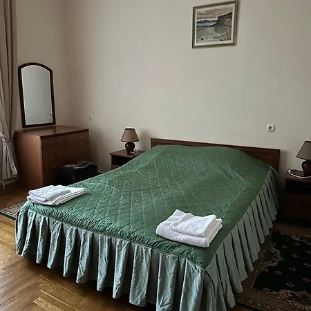 Готель Sikorsky Київ